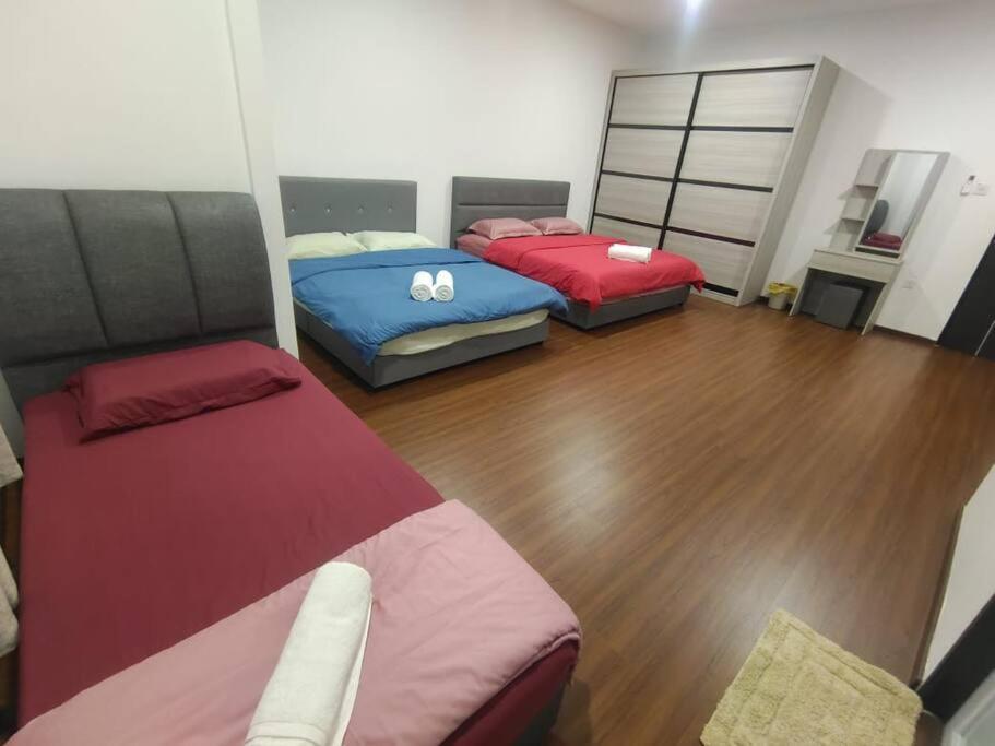 Sakura Homestay 5 Bedrooms - Spring Lopeng 14 Pax Miri Exterior foto